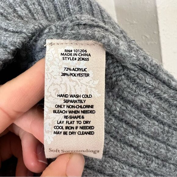 Soft Surroundings Noemi Pearl Cable Knit Sweater Crewneck Gray Size Small - Picture 9 of 9